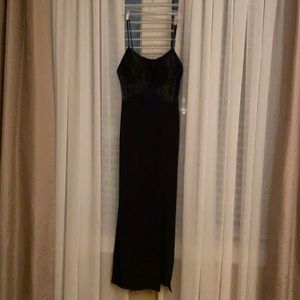 Fayazi Evening Gown Black